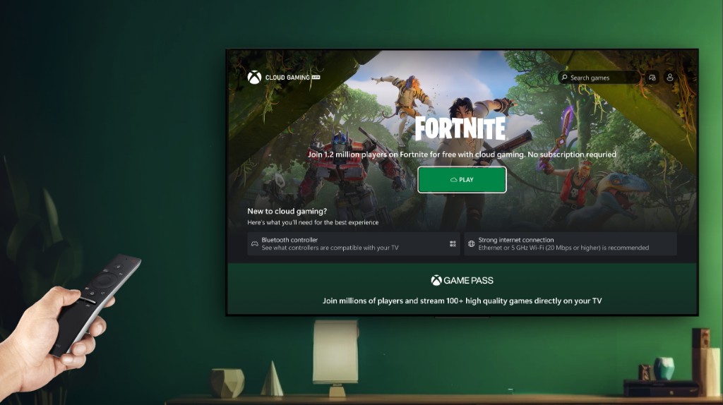 TV mockup of a Fortnite-led variant: 'Join 1.2 million players on Fortnite for free with cloud gaming. No subscription required' with a Play CTA.